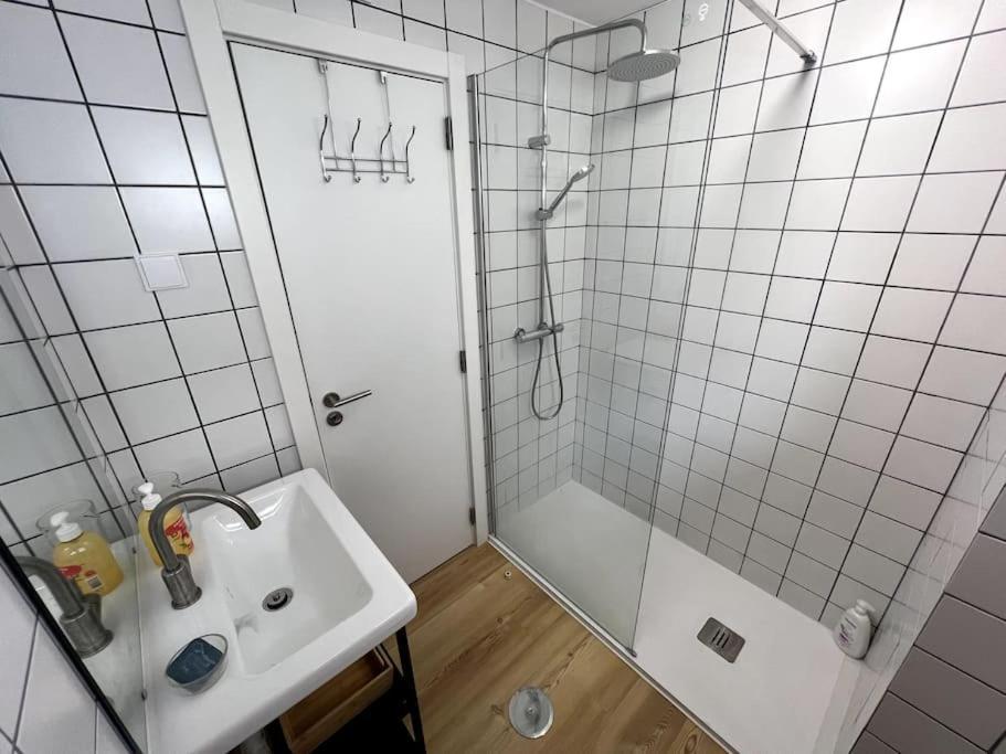 Апартаменты Ambiente Moderno Com Bom Gosto Коимбра Экстерьер фото